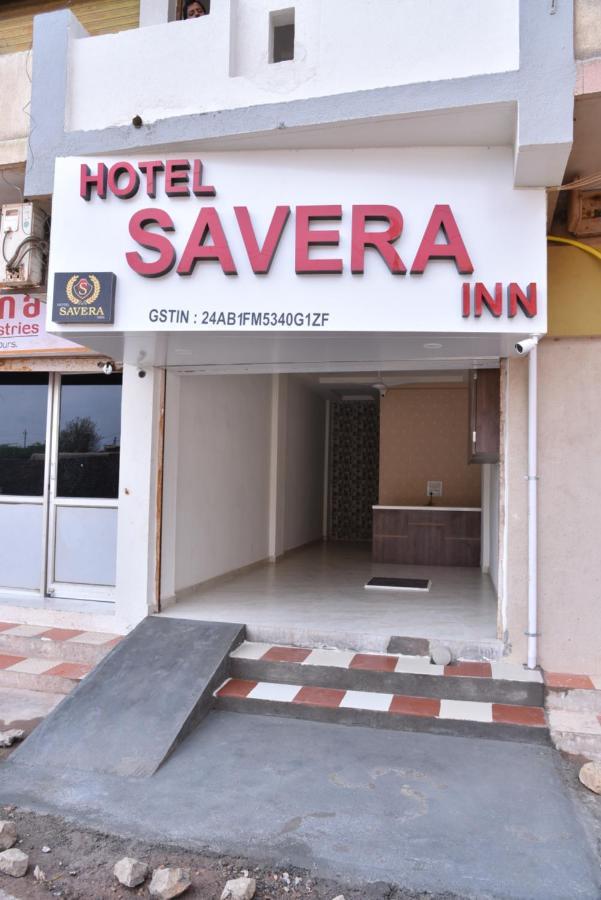 Hotel Savera Inn Morbi Buitenkant foto